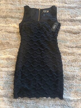 GUESS Black Sleeveless Scalloped Lace Mini Dress